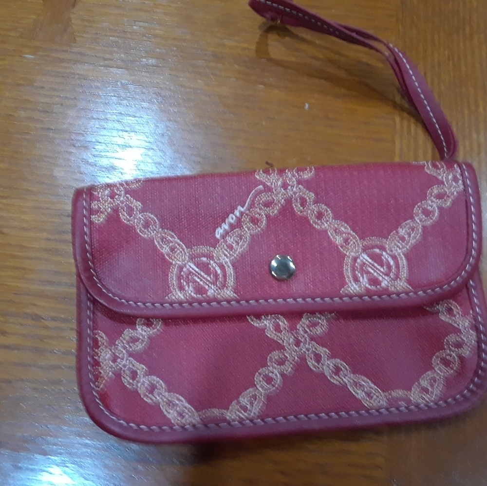 Wristlet